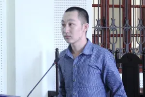 Đếm và xếp tiền giúp bạn vẫn phải lãnh án