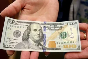 Người bán 100 USD và vàng miếng bị phạt 100 triệu nói gì?