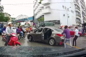 Clip chém tài xế sau va chạm: Công an đã khởi tố bị can