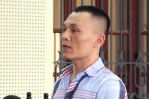 Liều lĩnh chở vợ và con nhỏ đi bán ma túy 