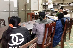 Nghi đưa người mang bầu sang Trung Quốc sinh con để bán