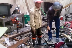 Nổ lớn tại Hà Tĩnh, Nghệ An: 2 người tử vong, 4 bị thương