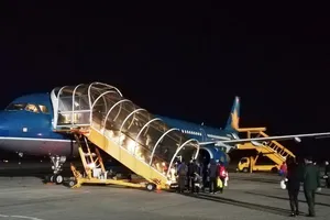 Vì sao máy bay Vietnam Airlines phải hạ cánh lần 2?