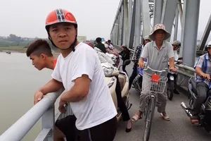 Tìm thấy thi thể nữ kế toán trên sông Lam