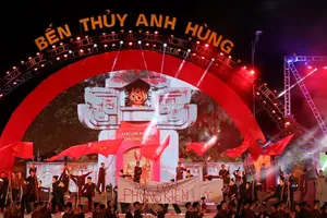 Xúc động chương trình 'Bến Thủy Anh hùng'