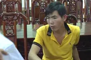 Truy đuổi đối tượng ôm 4 bánh heroin, 3 kg ma túy đá vào Nam