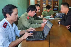 Triệu tập người đàn ông say rượu tung tin sai về COVID-19