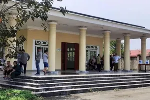 Một phạm nhân tử vong trên đường đi cấp cứu