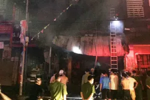 Thương tâm, ông cùng cháu gái 7 tuổi tử vong trong cháy lớn