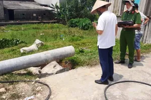 Cột điện chưa sử dụng đã đổ khiến công nhân tử vong 