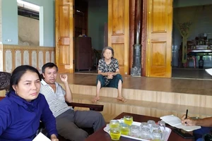 Xóm trưởng lý giải việc người thân thoát nghèo sau COVID-19 