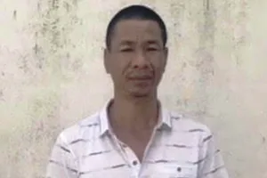 'Ngáo đá' cầm dao đi cướp xe máy