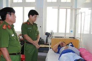 Bắt thanh niên lao xe máy khiến Đại úy CSGT trọng thương 