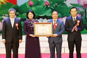 Phó Chủ tịch nước: Hà Tĩnh phát triển nhanh, bền vững 