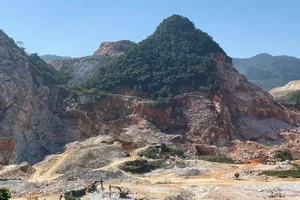 Công ty nói về vụ sạt lở đá khiến 2 công nhân thương vong