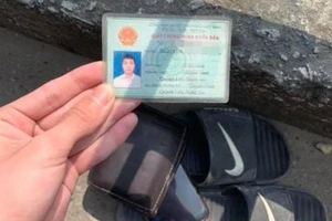 Cảnh sát tìm kiếm người đàn ông nghi nhảy xuống sông Lam