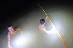 Nam sinh lớp 11 đuối nước trên sông Đào