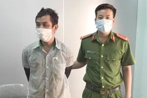 Bắt bị can trốn truy nã 17 năm 