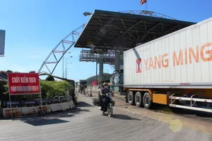 Phong tỏa quán cơm do 1 tài xế dương tính COVID-19