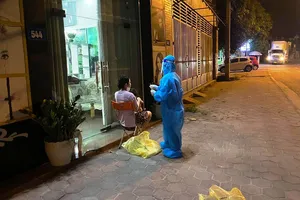 Tạm đình chỉ công tác bí thư và chủ tịch phường, đóng cửa 1 bệnh viện