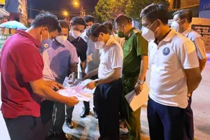 Hà Tĩnh: Phát hiện ca nhiễm cộng đồng, 1 huyện cách ly ngay 10 tổ dân phố