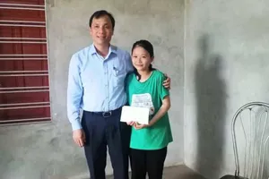Học sinh nghèo ở Hà Tĩnh đỗ đại học 27 điểm được hỗ trợ 2 triệu đồng/tháng