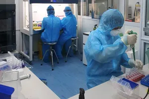 8 nhân viên y tế ở bệnh viện dã chiến số 2 Nghệ An dương tính SARS-CoV-2