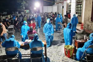 Chồng lái xe từ TP.HCM ghé về thăm nhà, nay 2 vợ chồng dương tính 