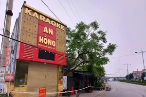 Phong tỏa quán karaoke do 4 nữ nhân viên dương tính, xác định hơn 400 F1