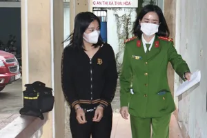 Lắp camera quanh nhà để tổ chức lô đề hơn 100 tỉ đồng