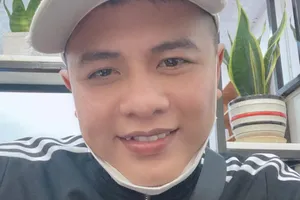 Kẻ cho vay lãi nặng, uy hiếp con nợ bằng mắm tôm