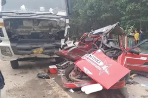 Chồng tử vong, vợ và hai con bị thương nặng khi đang đi du lịch 