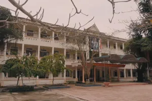 Nghệ An: Mạo danh cô giáo tố cáo hiệu trưởng 'chèn ép công việc, chậm trả lương' 