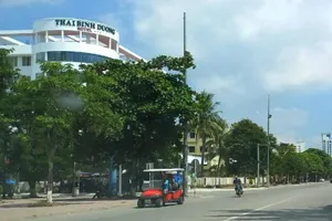 Cháu bé 10 tuổi tử vong trong bể bơi khách sạn