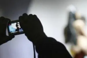  Khởi tố cô gái 32 tuổi dọa tung clip nóng để tống tiền bạn trai cũ 