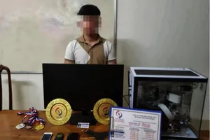 Giả là phó giám đốc công ty xổ số để lừa bán lô, đề 