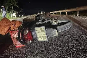 Truy tìm tài xế xe ô tô cán qua người đàn ông rồi bỏ chạy 