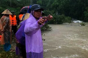 Đang tìm kiếm người đàn ông mất tích khi đi bắt cá ở Nghệ An