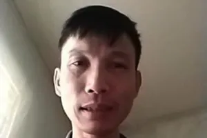 Tạm giữ người khoe ‘quen cán bộ cấp tỉnh’ để lừa chạy việc