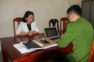 Khởi tố nữ cán bộ địa chính làm khó dân để 'vòi' 20 triệu đồng 