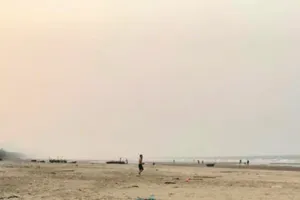 3 học sinh đuối nước trên biển, 2 em vẫn đang mất tích