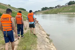 Tìm thấy thi thể người sát hại vợ, đốt nhà hàng xóm