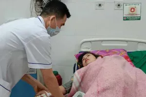 2 cô giáo đi dạy về bị sạt lở núi vùi lấp: Chúng tôi biết ơn mọi người