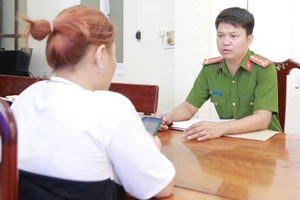 Em trai mất liên lạc, chị bị kẻ trốn truy nã cưỡng đoạt tiền 