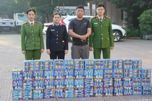 Liều lĩnh đi buôn gần 2 tấn pháo hoa lậu kiếm tiền tiêu Tết thì bị bắt
