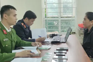 Bắt 'bà trùm' mang 20 tỉ cho vay lãi nặng