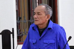 Chạy việc cho con vào ngành công an, bị lừa 820 triệu đồng 