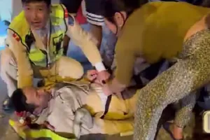  Khởi tố 1 học sinh lớp 12 ‘thông chốt’, tông trọng thương CSGT 