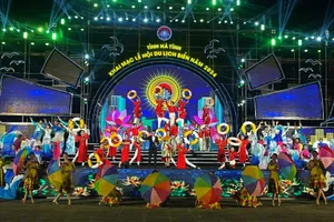 Khai trương du lịch biển với chủ đề Hà Tĩnh- Thanh âm ngày nắng mới