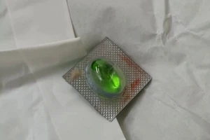 Cứu người phụ nữ 30 tuổi uống viên thuốc quên tách ra khỏi vỉ